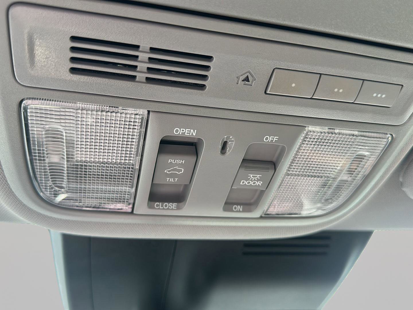 Used 2018 Honda CR-V EX-L image 16