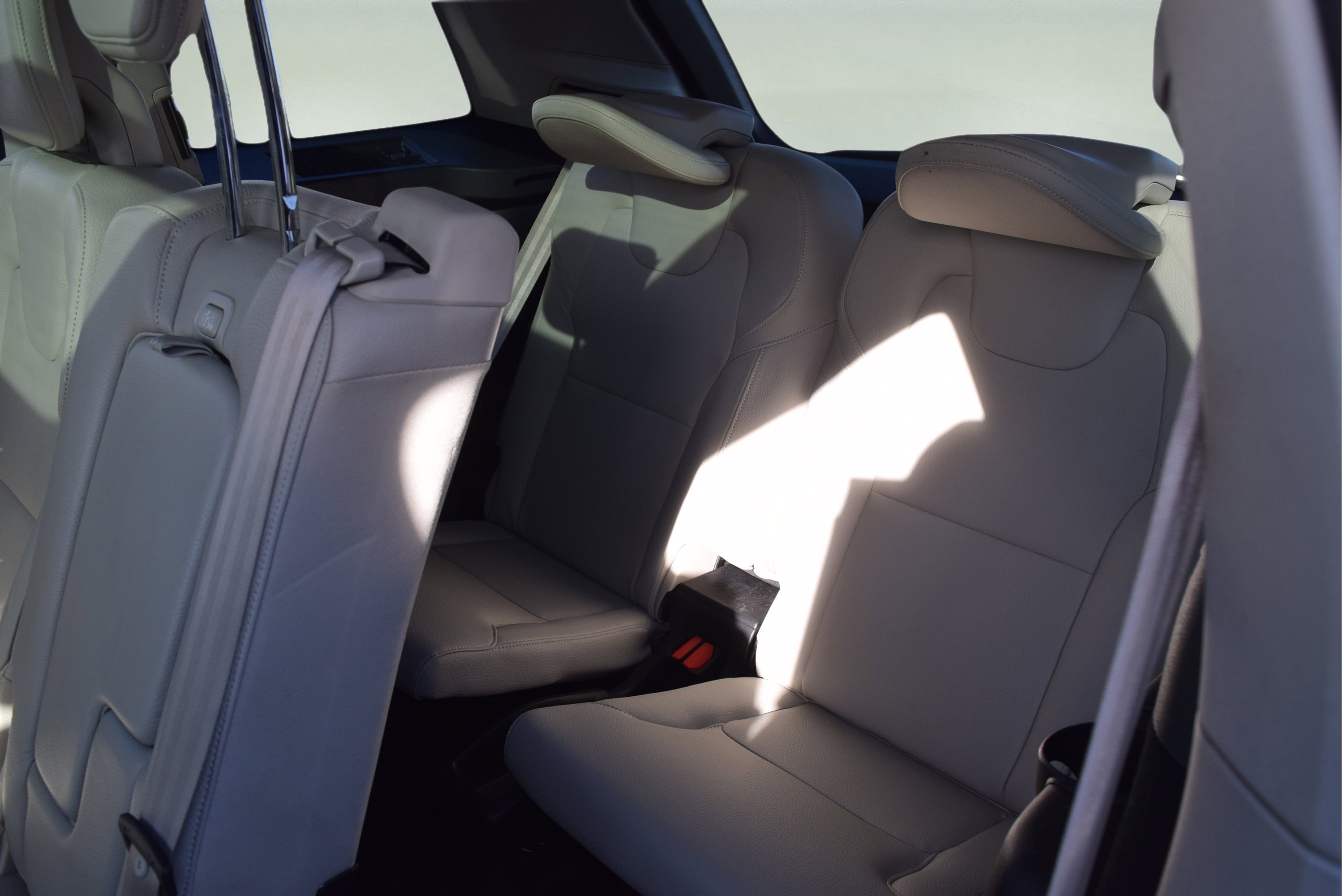 Used 2019 Volvo XC90 T6 Momentum w/ Protection Package Premier image 10