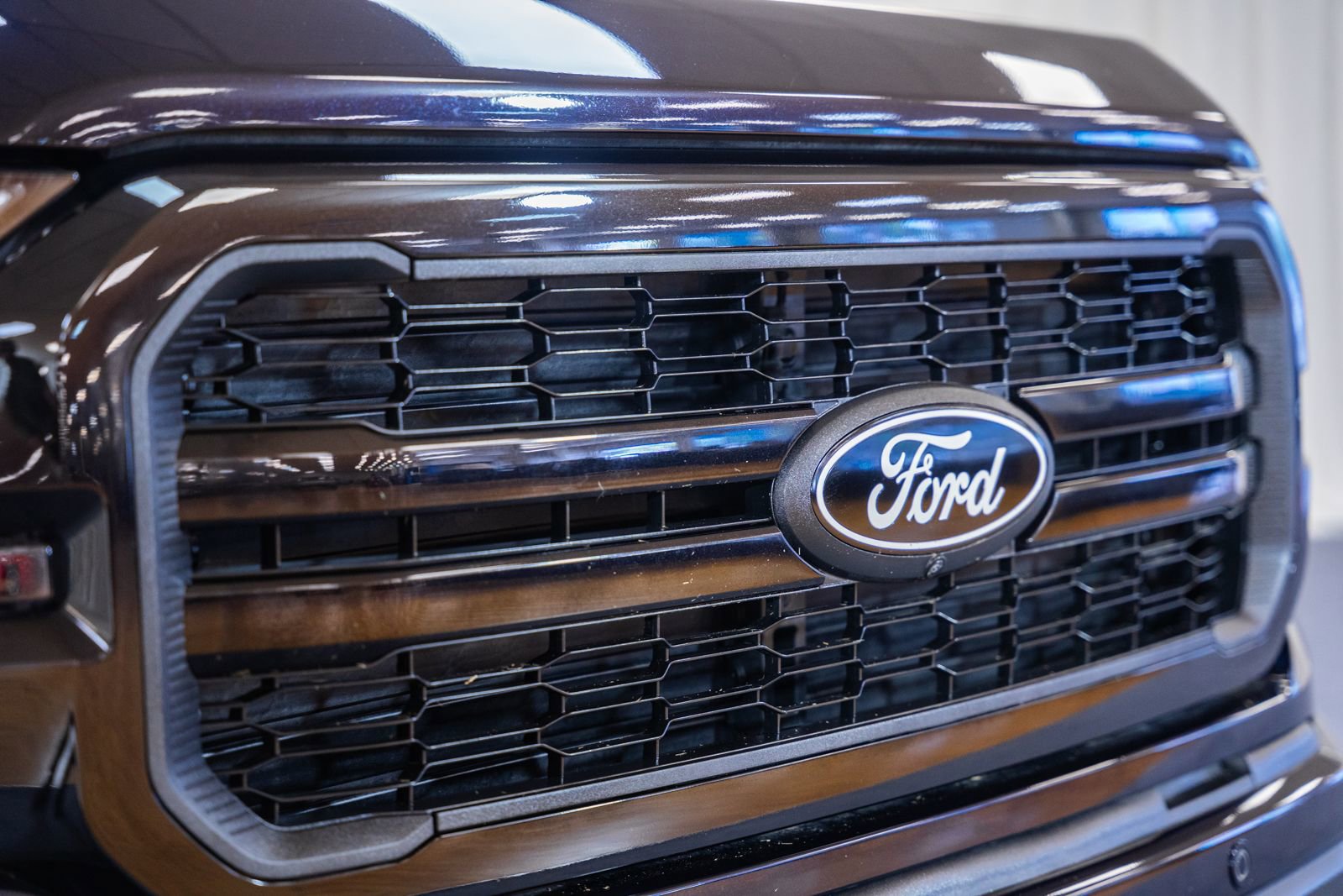Certified 2025 Ford F150 Lariat AWD/4WD image 10