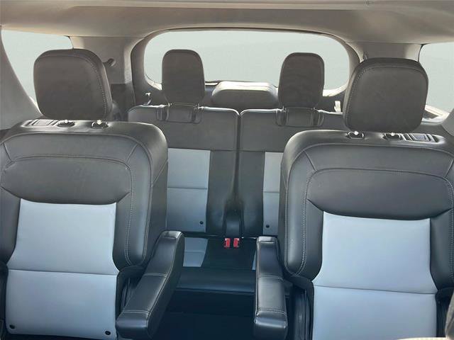 Certified 2023 Ford Explorer XLT w/ Equipment Group 202A AWD/4WD image 11
