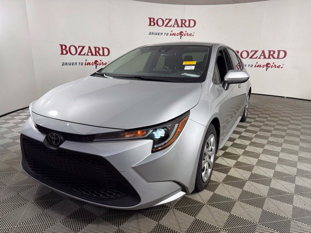 Used 2022 Toyota Corolla LE FWD image 6