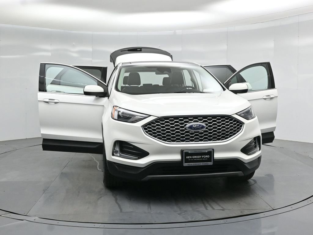 Certified 2023 Ford Edge SEL w/ Convenience Package AWD/4WD image 53