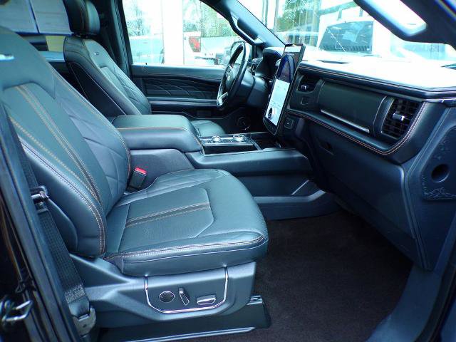 Certified 2022 Ford Expedition Max Platinum AWD/4WD image 10