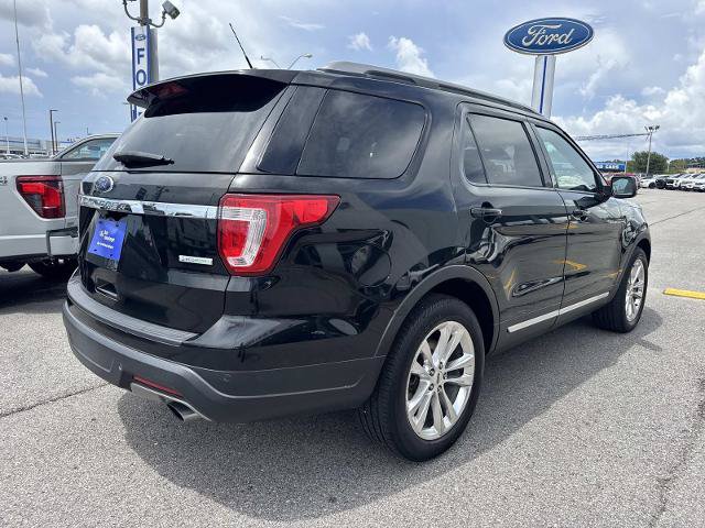 Certified 2019 Ford Explorer XLT w/ Equipment Group 202A FWD image 5