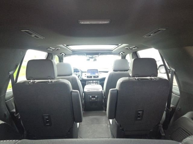 Used 2023 Chevrolet Tahoe LT w/ LT Signature Plus Package image 13