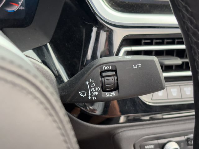 Used 2025 BMW Z4 sDrive30i RWD image 15