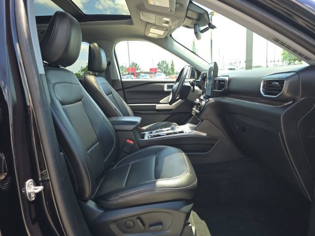 Certified 2023 Ford Explorer Limited w/ Limited Technology Package AWD/4WD image 19
