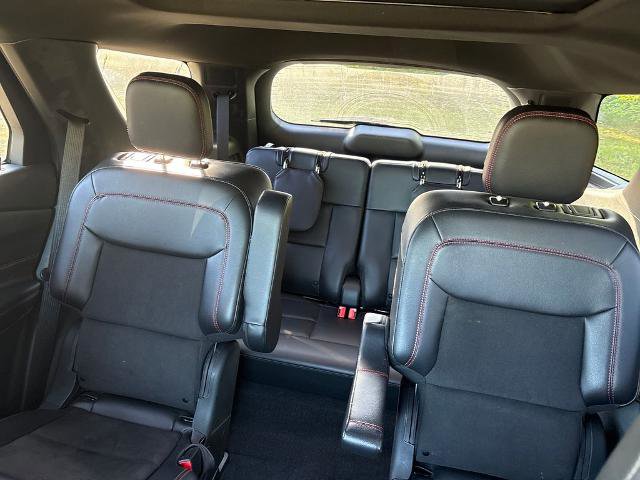 Certified 2023 Ford Explorer ST-Line w/ Class IV Trailer Tow Package AWD/4WD image 7