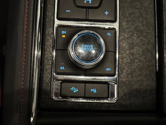 Certified 2023 Ford Expedition Limited image 32