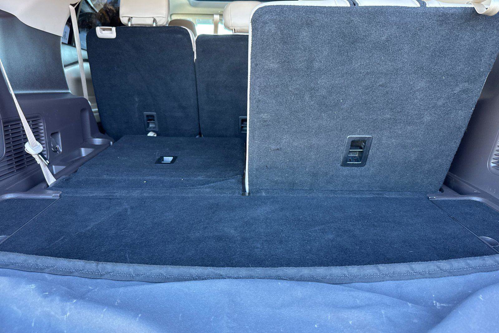 Certified 2021 Ford Explorer Platinum w/ Equipment Group 601A image 21