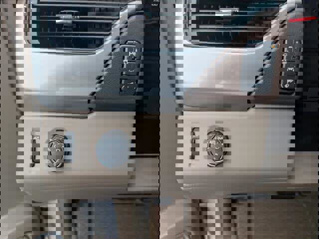 Used 2017 Chevrolet Tahoe LT image 13