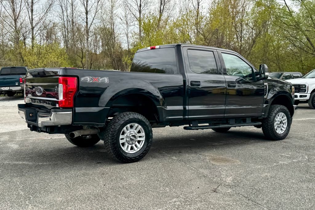 Certified 2019 Ford F250 XLT w/ XLT Value Package AWD/4WD image 3