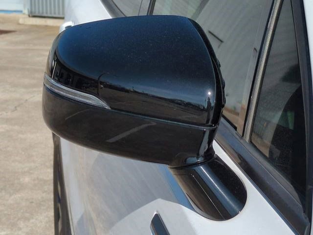 Used 2022 Kia Sorento S image 12