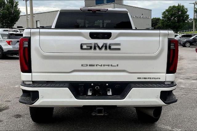 Used 2024 GMC Sierra 3500 Denali Ultimate AWD/4WD image 5