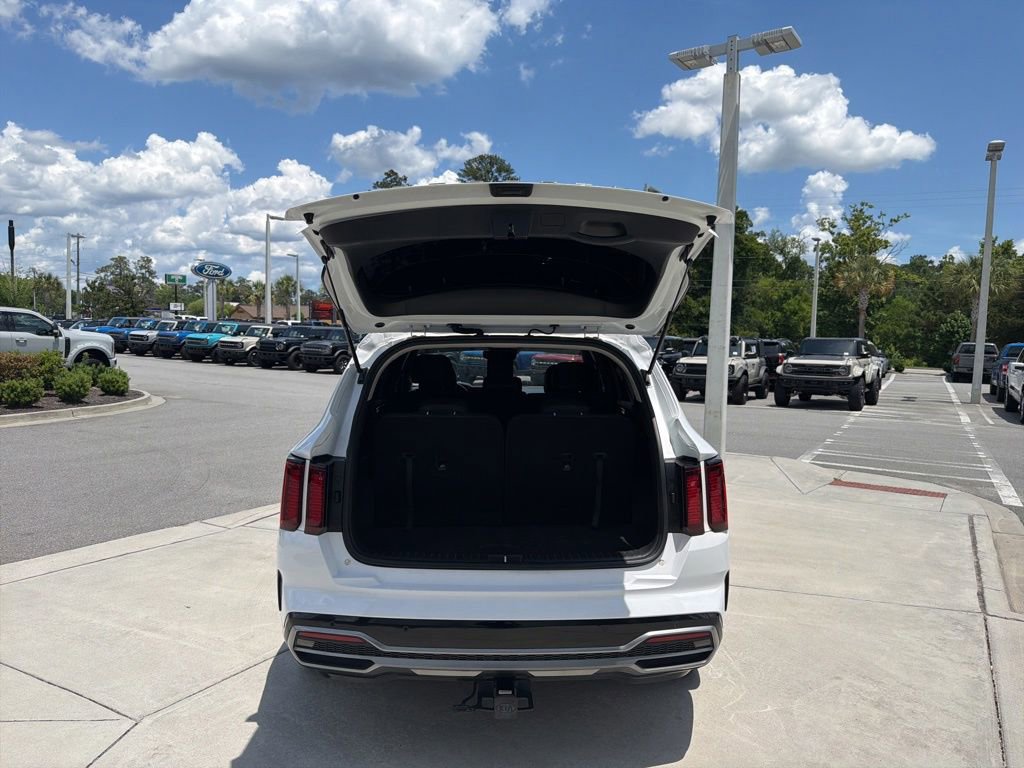 Used 2021 Kia Sorento S FWD image 8