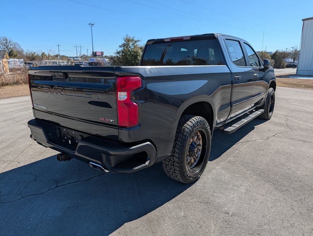 Used 2022 Chevrolet Silverado 1500 RST image 3