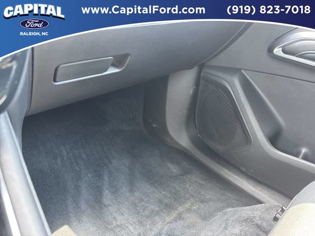 Used 2025 Chevrolet Traverse LT w/ Midnight/Sport Edition FWD image 27