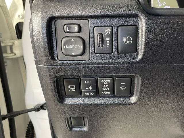 Used 2023 Toyota 4Runner Limited AWD/4WD image 15