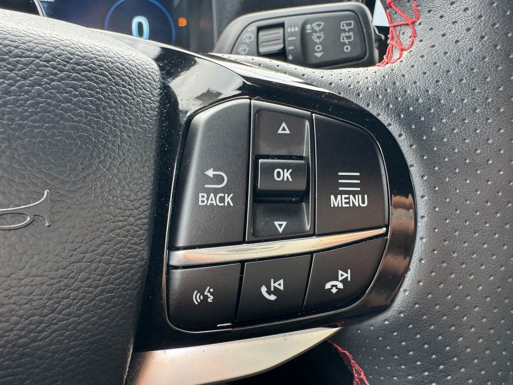 Certified 2025 Ford Explorer ST-Line w/ ST-Line Street Pack image 31