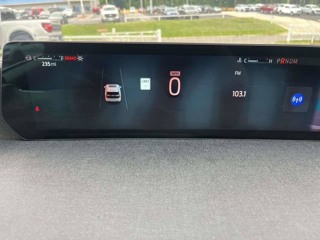 Certified 2025 Ford Expedition Active AWD/4WD image 24
