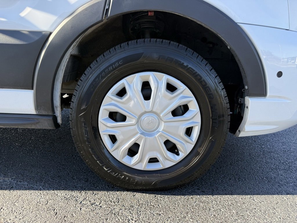 Certified 2024 Ford Transit 350 XLT image 32