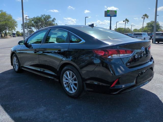 Used 2019 Hyundai Sonata SE w/ Winter Weather Package FWD image 7