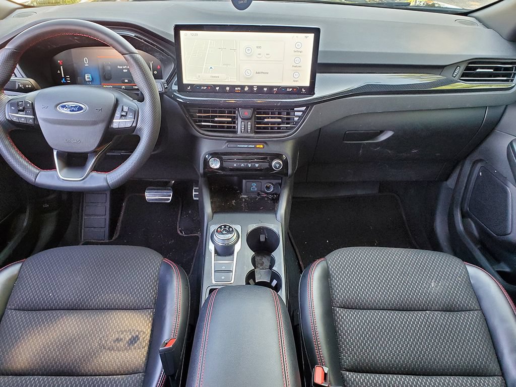 Certified 2023 Ford Escape ST-Line w/ Tech Pack #1 AWD/4WD image 7
