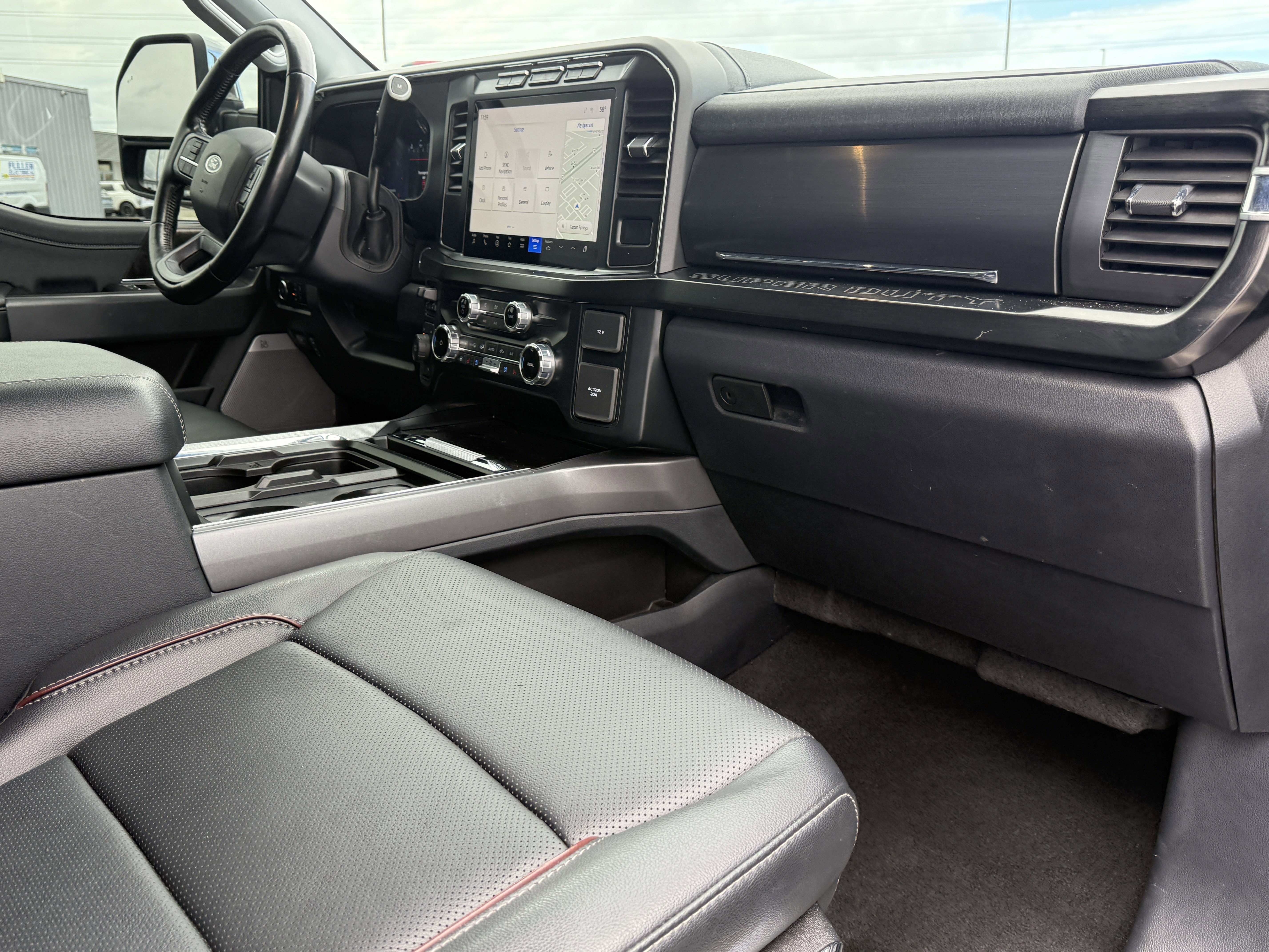 Certified 2023 Ford F350 Lariat w/ Chrome Package image 10