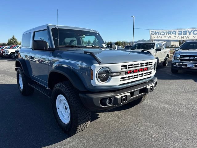 Certified 2024 Ford Bronco Heritage Edition AWD/4WD image 4