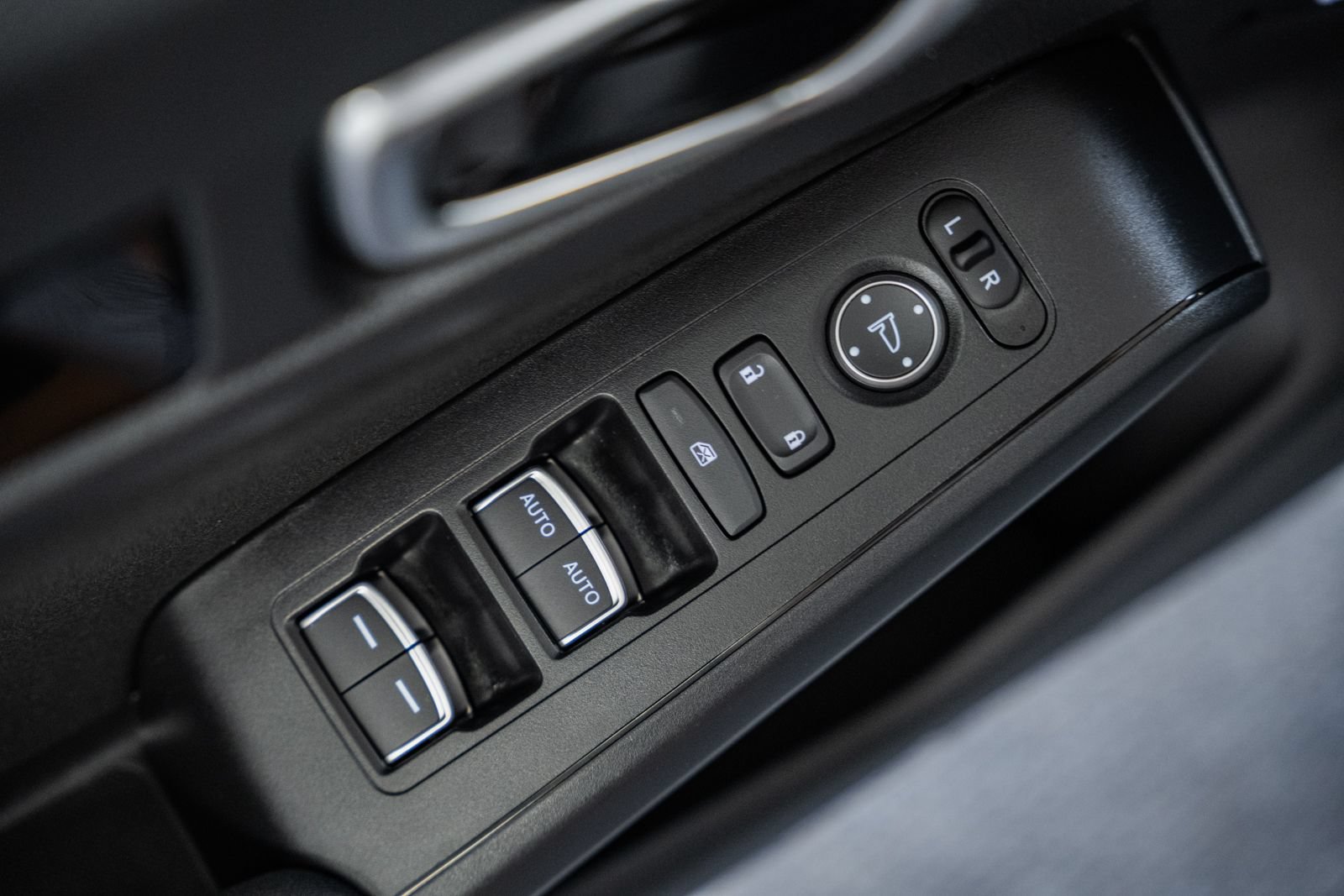 Used 2025 Honda Civic Sport image 35