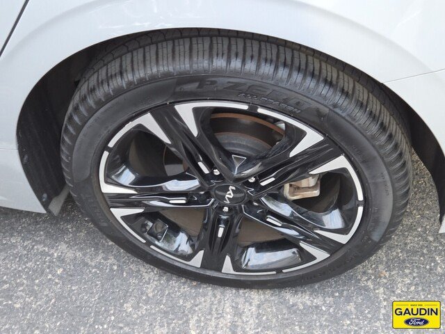 Used 2023 Kia K5 GT-Line w/ GT-Line Premium Package FWD image 5