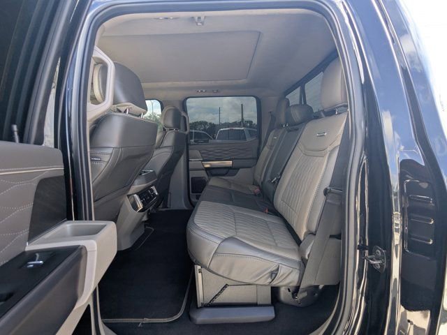 Certified 2025 Ford F450 Platinum w/ Platinum Plus Package AWD/4WD image 15