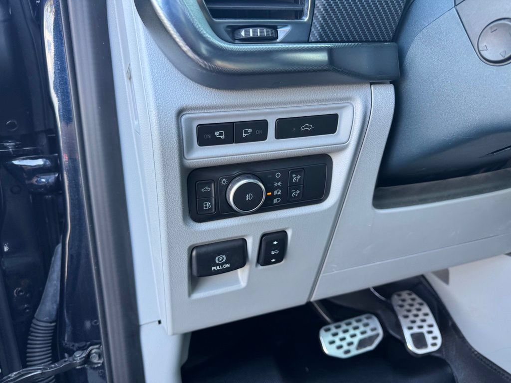 Certified 2021 Ford F150 Limited AWD/4WD image 4