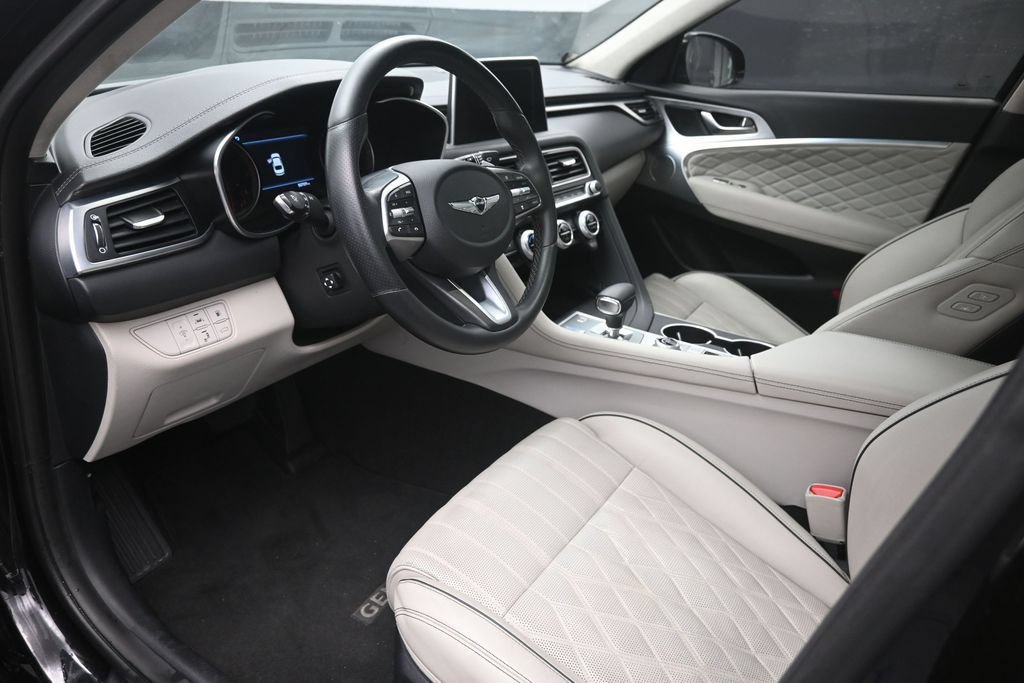 Used 2019 Genesis G70 2.0T Advanced w/ Dynamic Package RWD image 19