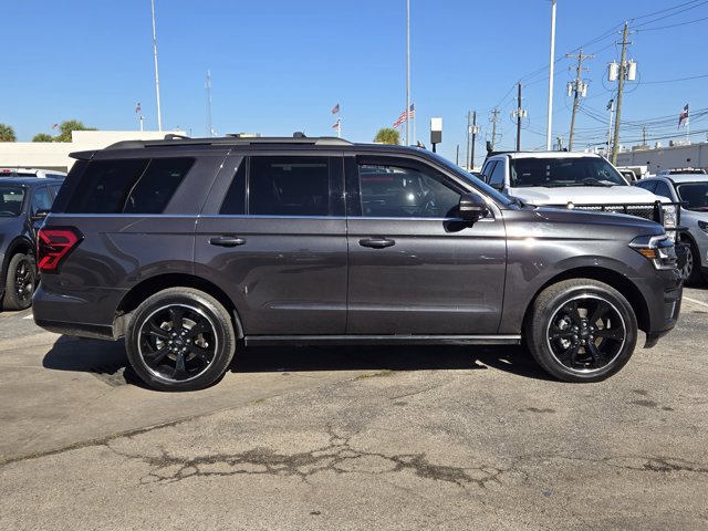 Certified 2023 Ford Expedition Limited image 4