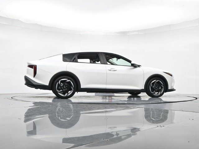 Used 2025 Kia K4 EX FWD image 34