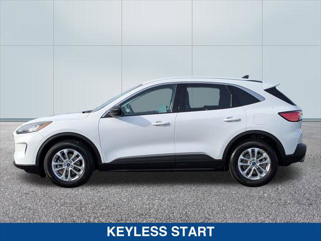 Certified 2022 Ford Escape SE image 2