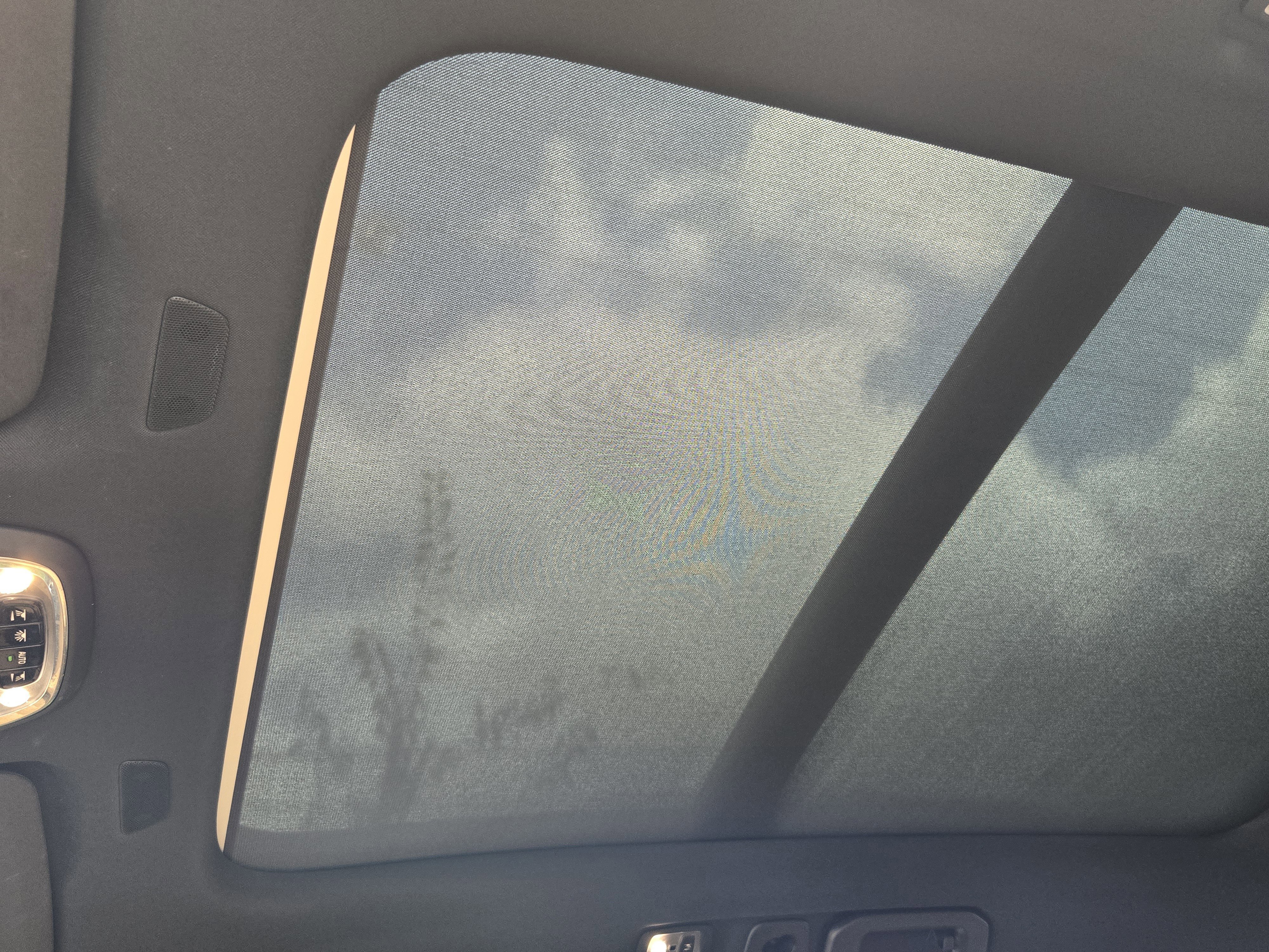 Used 2020 Volvo XC60 T6 Momentum w/ Protection Package image 19