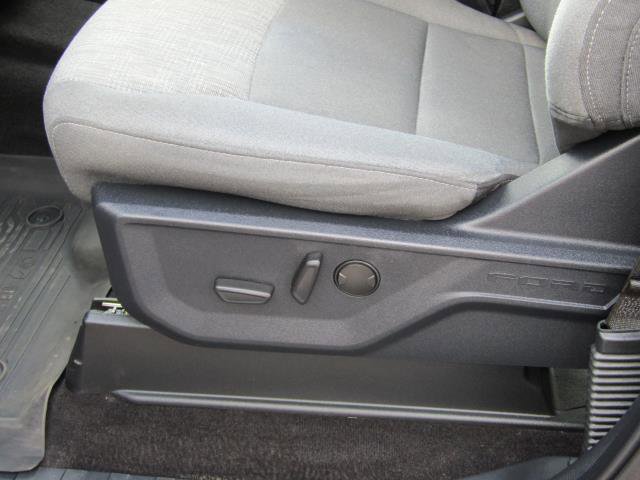 Certified 2022 Ford F150 XLT w/ Equipment Group 302A High image 16