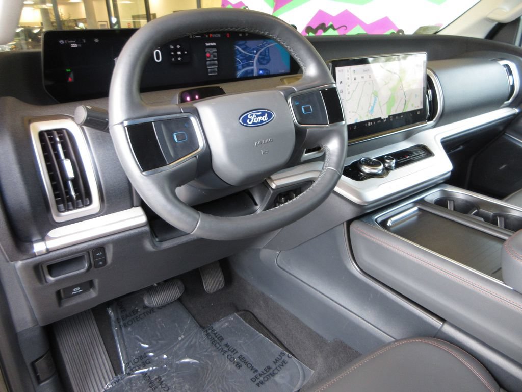 Certified 2025 Ford Expedition Max Active RWD image 14