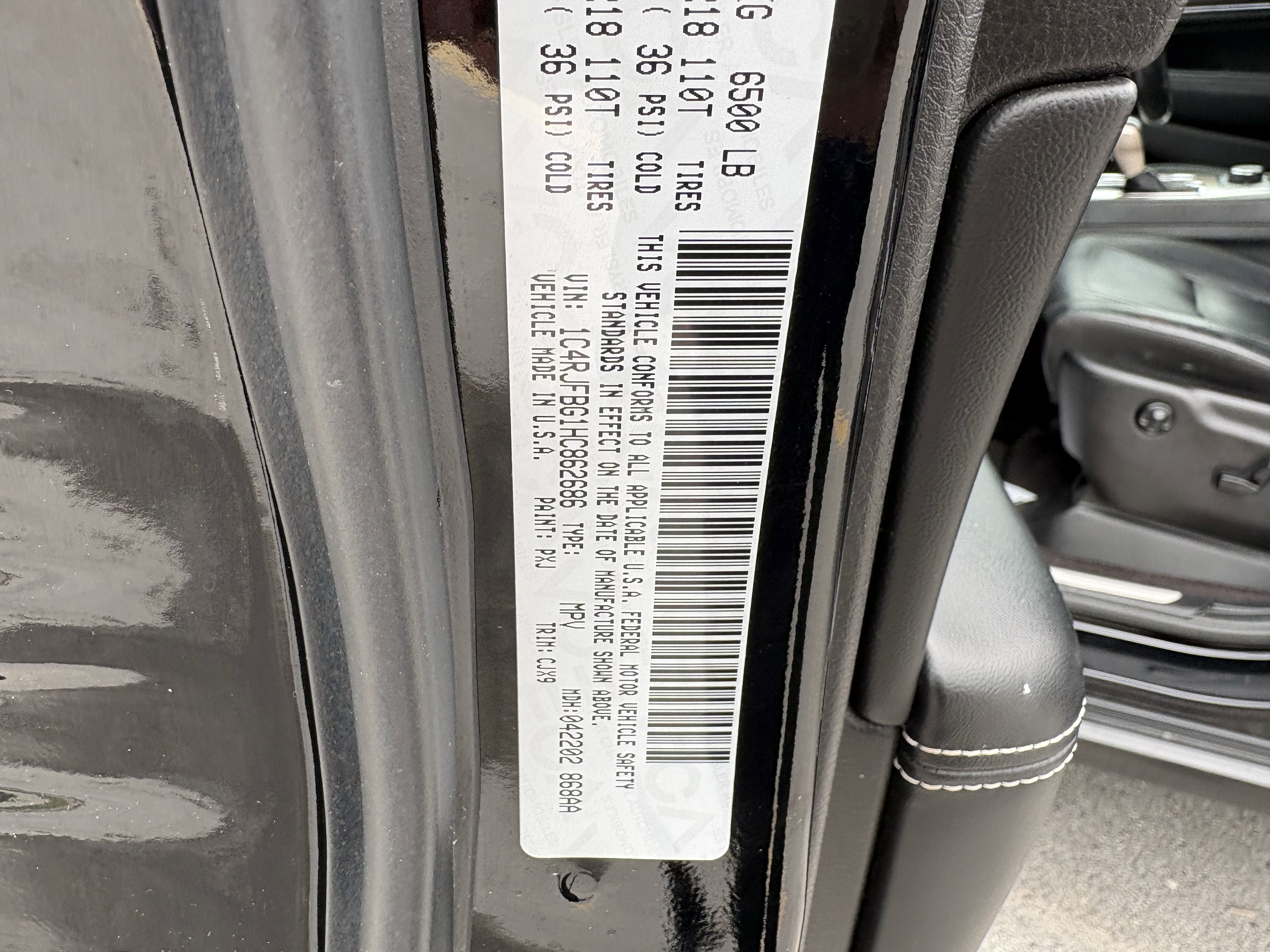 Used 2017 Jeep Grand Cherokee Limited image 33