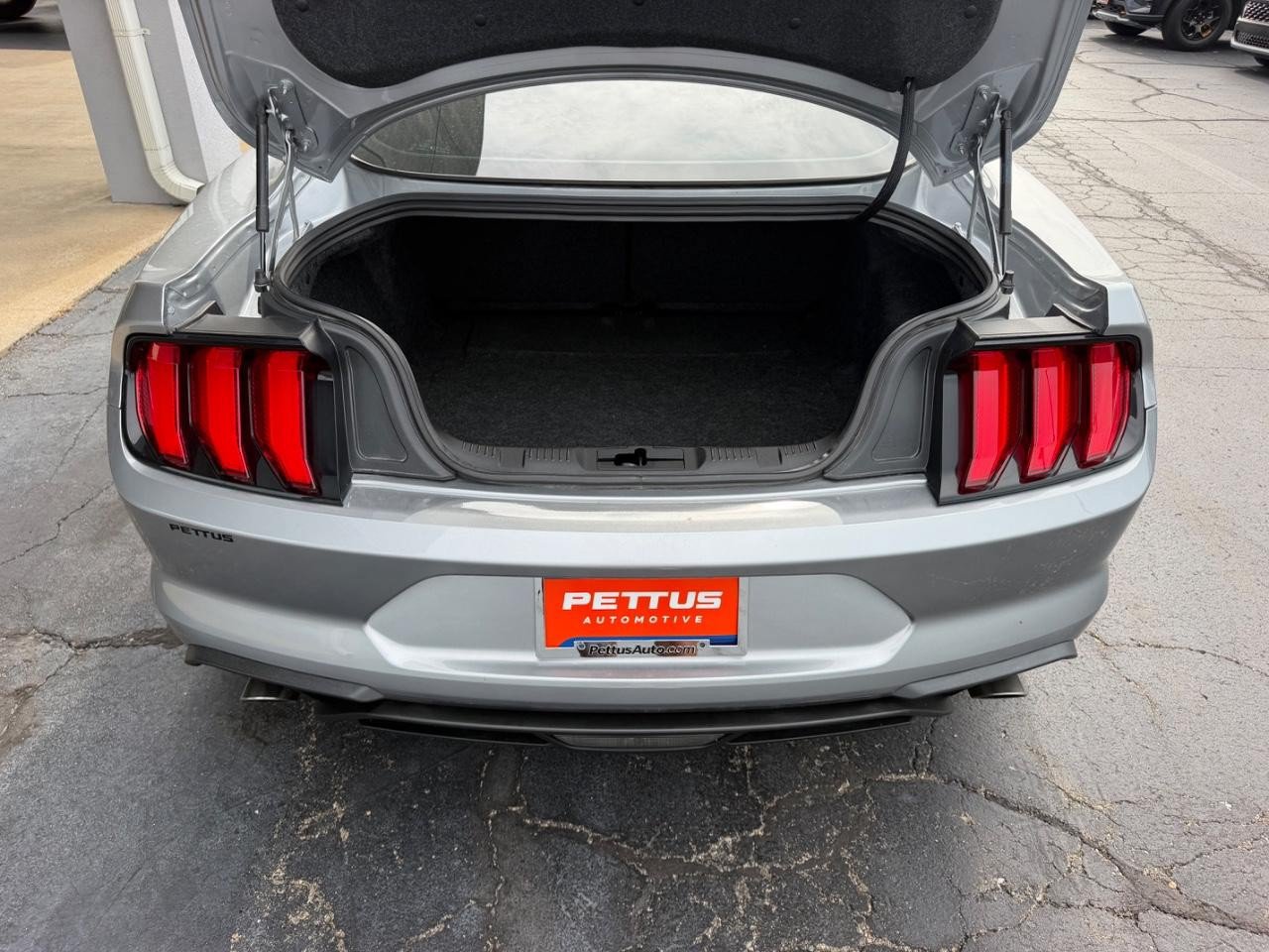 Certified 2021 Ford Mustang Coupe RWD image 5
