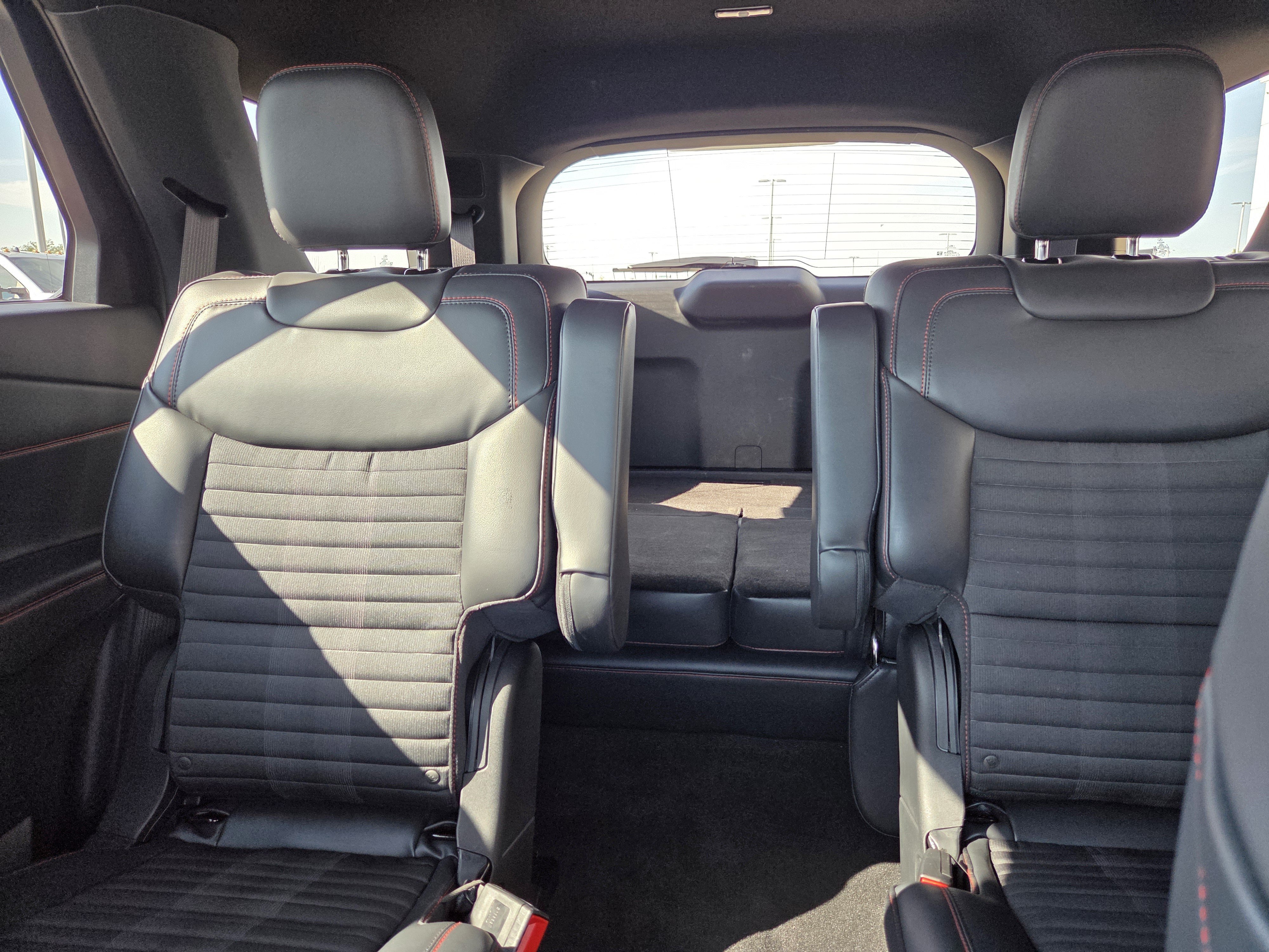 Certified 2025 Ford Explorer ST-Line AWD/4WD image 20