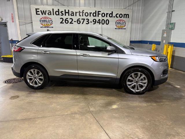Certified 2024 Ford Edge Titanium AWD/4WD image 11