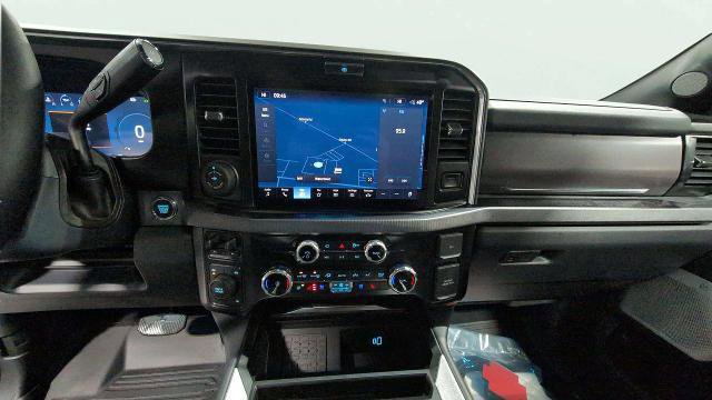 Certified 2026 Ford F450 Platinum w/ Camper Package image 13