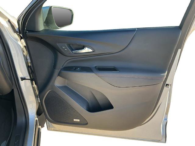 Used 2022 Chevrolet Equinox RS w/ RS Leather Package FWD image 23
