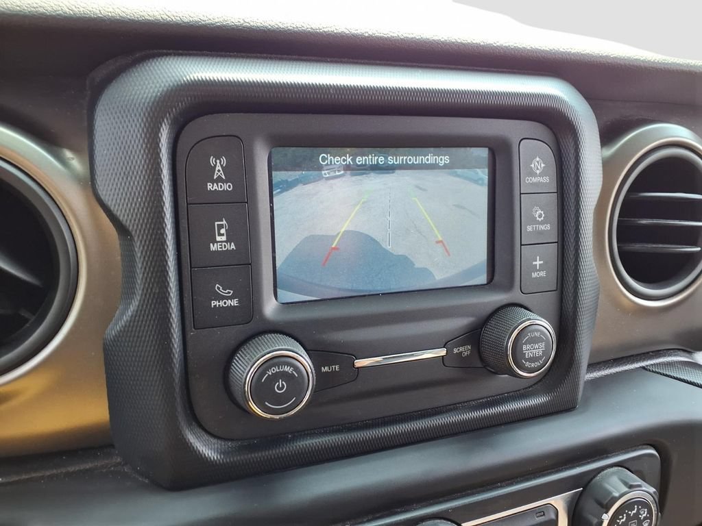 Used 2019 Jeep Wrangler Sport AWD/4WD image 11