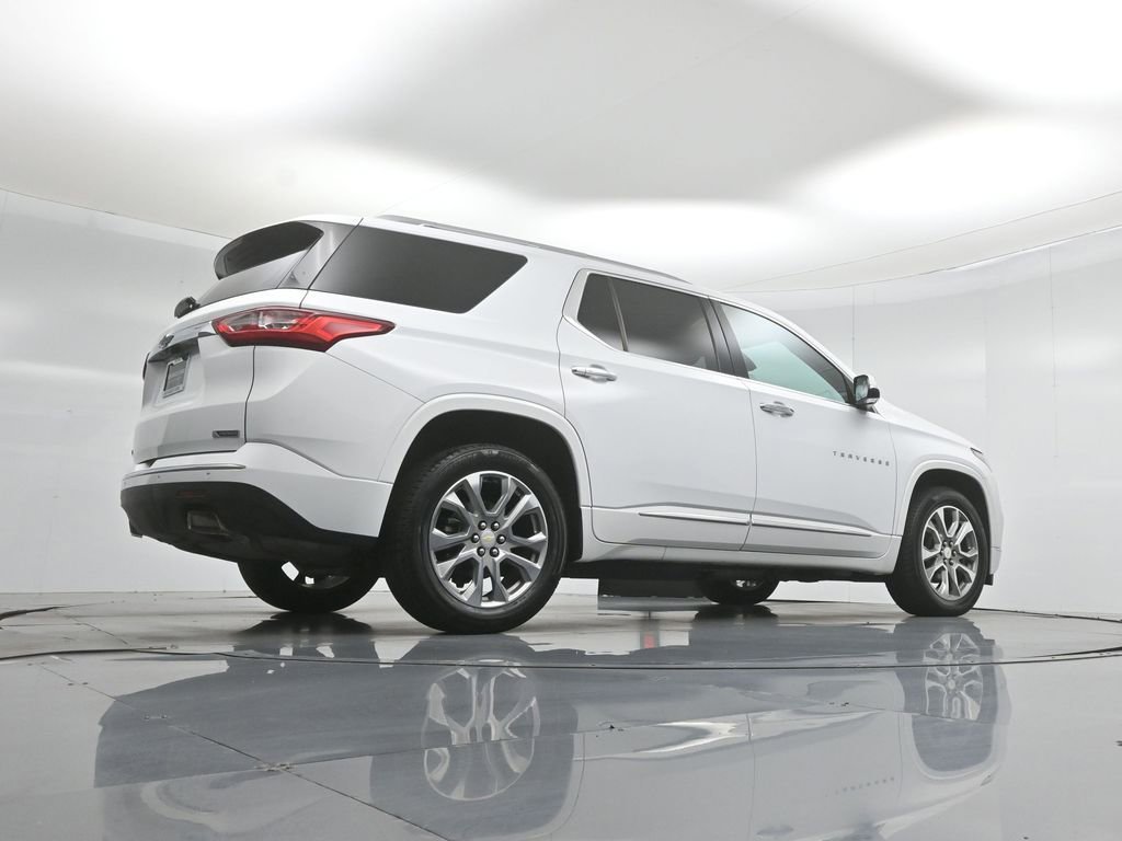 Used 2018 Chevrolet Traverse Premier w/ Driver Confidence II Package FWD image 48