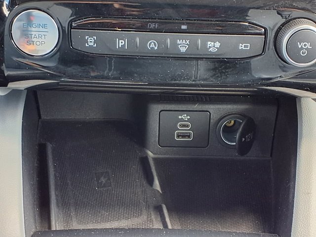Certified 2024 Ford Escape Platinum AWD/4WD image 13