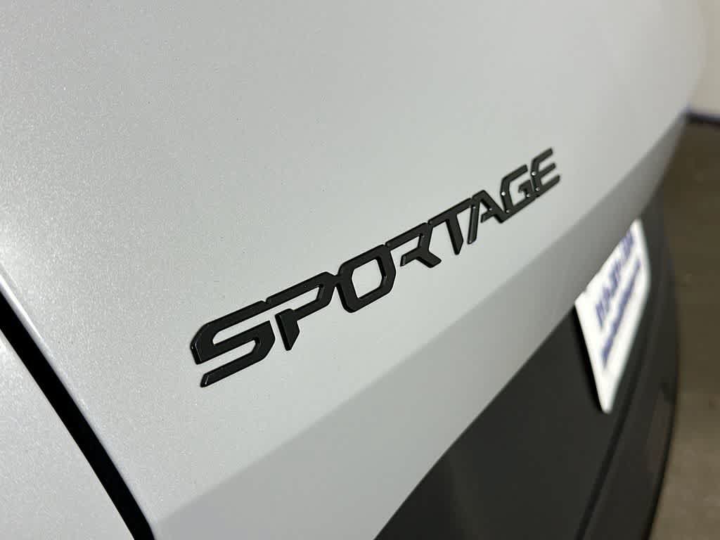 Used 2026 Kia Sportage X-Line w/ X-Line Technology Package AWD/4WD image 7